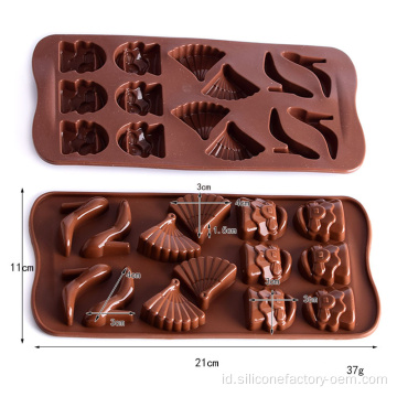 Sepatu hak tinggi cetakan cokelat
